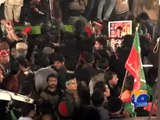 PTI supporters thrown from container-Geo Reports-15 Dec 2014