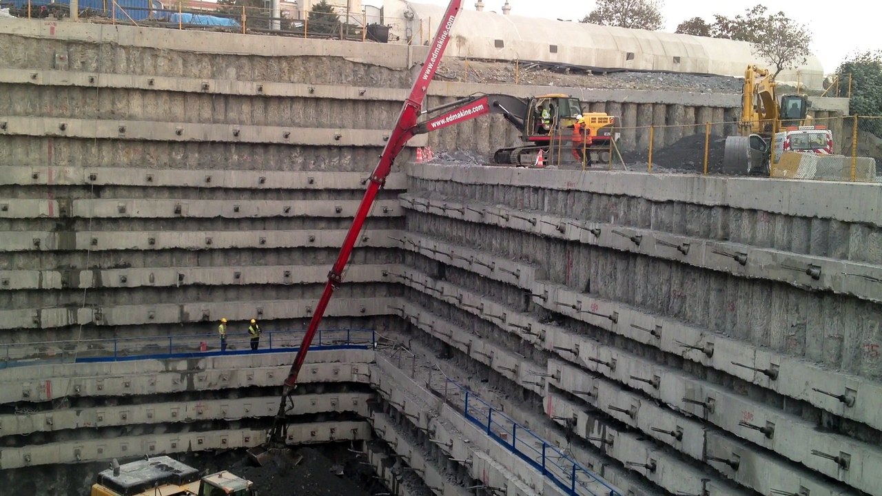 DİKEY KAZI HARFİYATI, DERİN KAZI HARFİYATI, KESON KUYU HARFİYATI, ŞAFT KAZI HARFİYATI, METRO KAZISI, METRO KAZI HARFİYATI,EDMAKİNE, WATERMASTER, UZUN BOMLU EKSKAVATÖR, SUPER LONG RECH EXCAVATÖR, BOMAG SİLİNDİR
