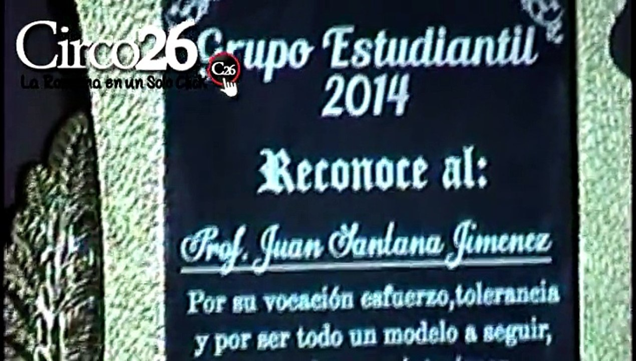 ESTUDIANTES DE DERECHO DE LA UFHEC RECONOCEN PROFESOR