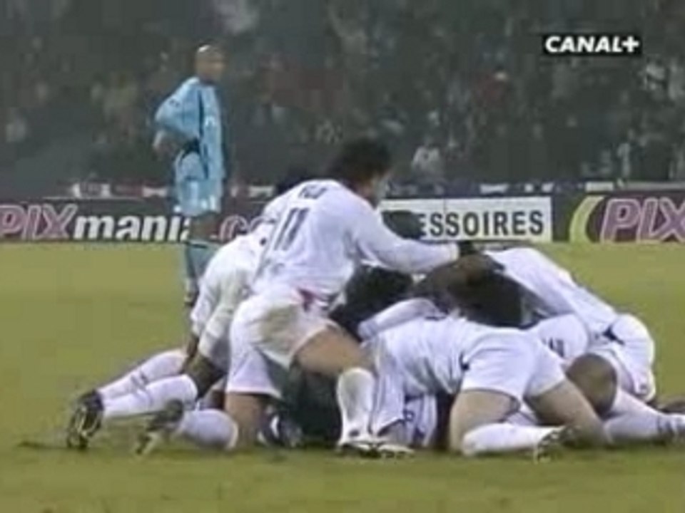 Govou-Lyon_vs_Marseille-2006