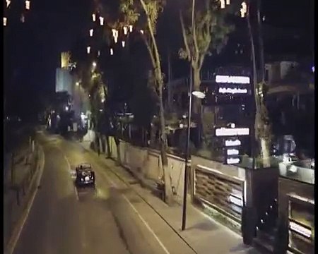 Yalın Olmasa da Olur