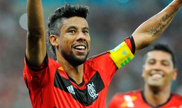 Flamenguistas opinam sobre permanência de Leo Moura