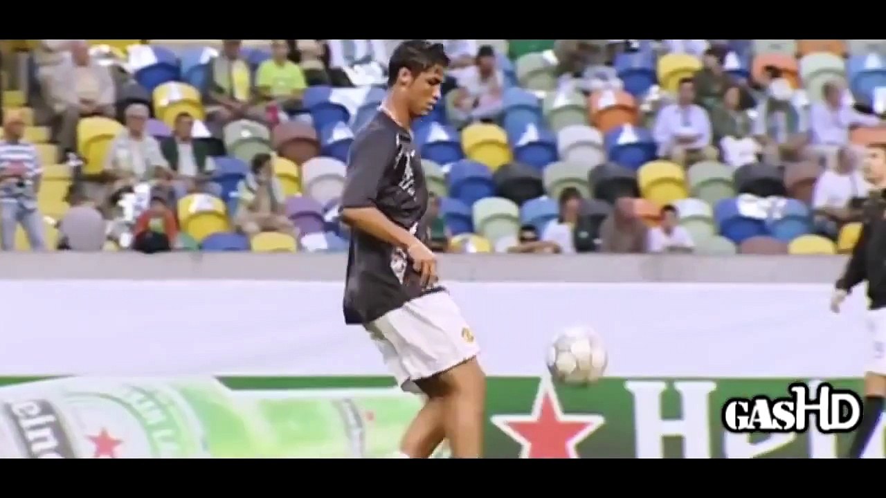 Best Football Freestyle Skills - (Cristiano Ronaldo, Neymar JR, Messi, Ronaldinho, Suarez