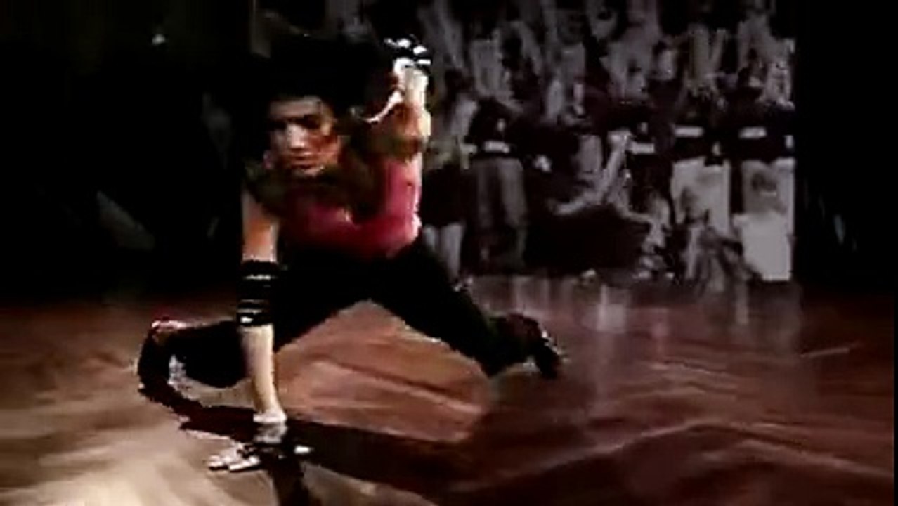 Nike Break Dance Woman latest unbelievable Dance 2015