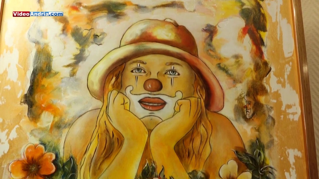 “Il sorriso della maschera”: l'artista andriese Leonardo Lonigro si racconta - video inaugurazione della mostra