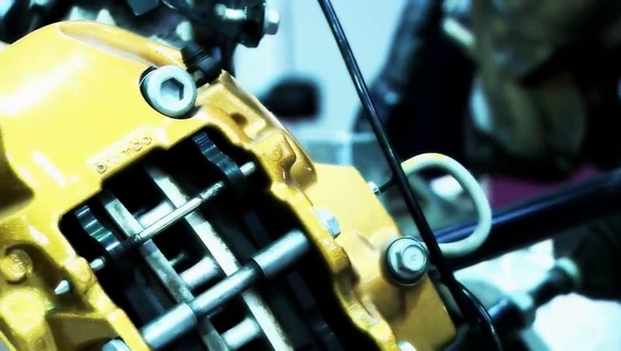 Asian Car Central - 2011 Nissan Juke-R Concept - Gearbox and Drivetrain