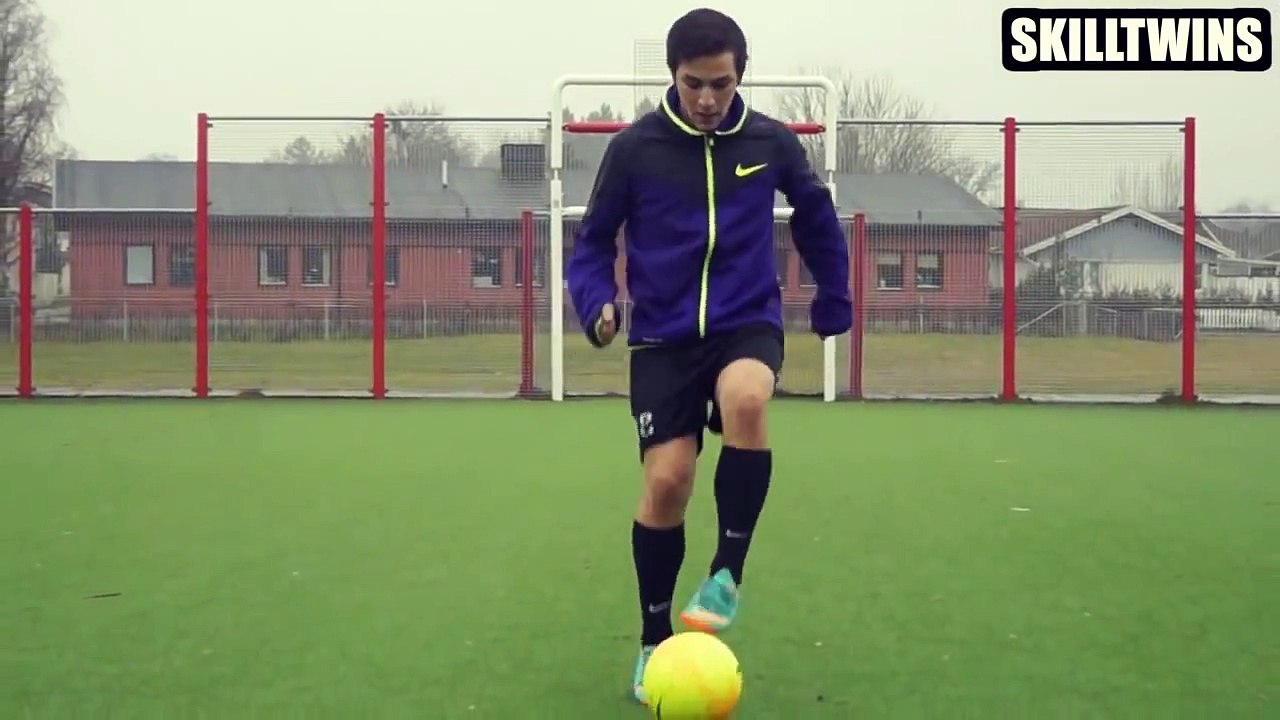 Learn Amazing Soccer Tricks: ''Guidetti Flick Up'' Skill Tutorial by SkillTwins