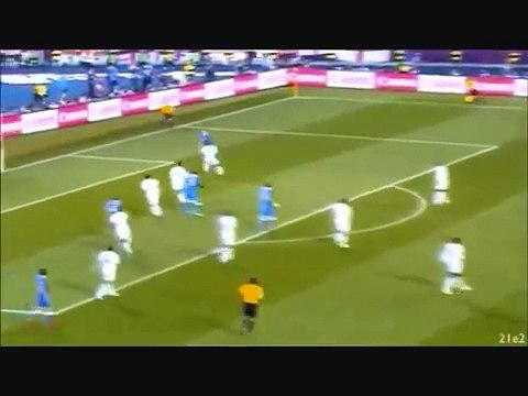 Xavi - Pirlo - Scholes - Sublime Long Passing Skills