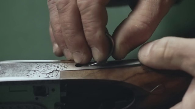 Manufacturing process of an Amazing Beretta shotgun art piece!