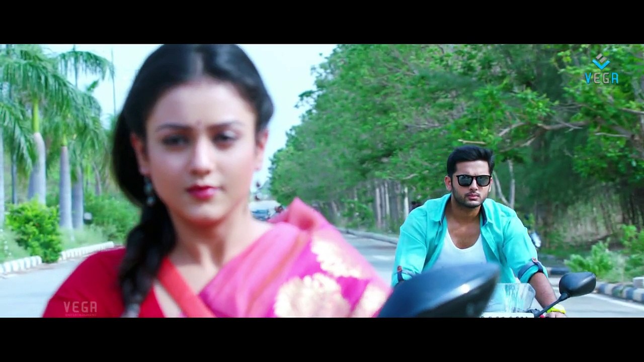 Chinnadana Neekosam Movie : Theatrical Trailer...