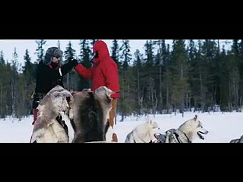 Dunya News - Moto Rider's Extraordinary Adventure Through Giant Igloo