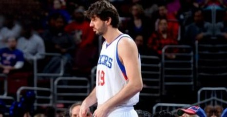 Galatasaray'dan Ayrılan Basketbolcu Furkan Aldemir, Servete İmza Attı