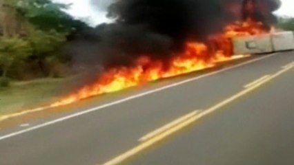 7 die in Brazil in head-on crash of bus and tanker truck