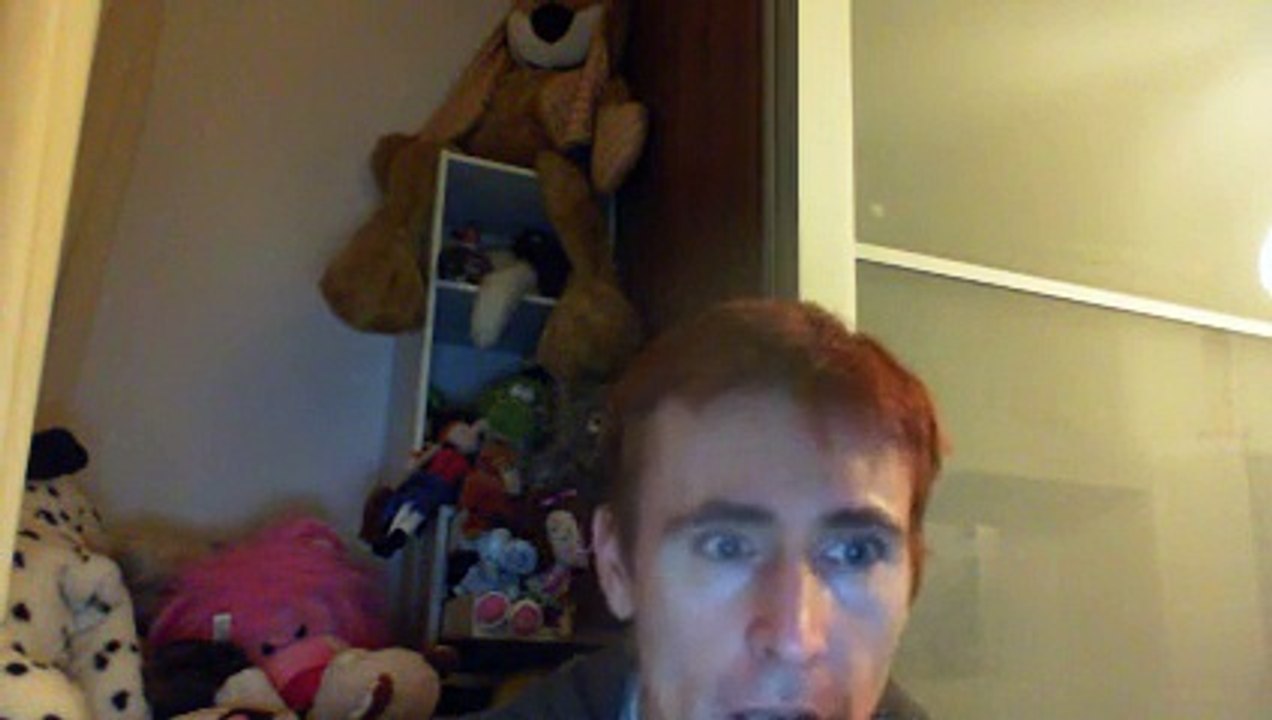 Wiwi égratigne "quelques mots en ton nom" de Julien Clerc & Assia