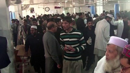 Pakistan: afflux de victimes à l'hôpital de Peshawar