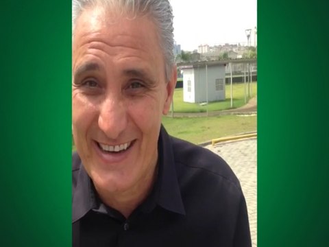De volta, Tite manda recado aos torcedores: 'É nóis!'