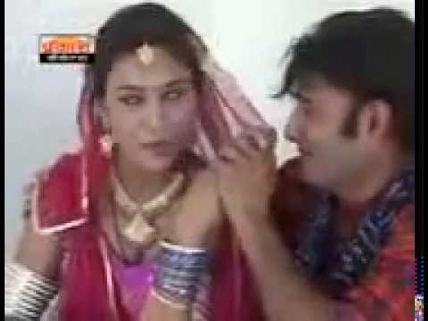 Rajasthani New Lokgeet 2014 | Marwadi Love Song | Pele Fere