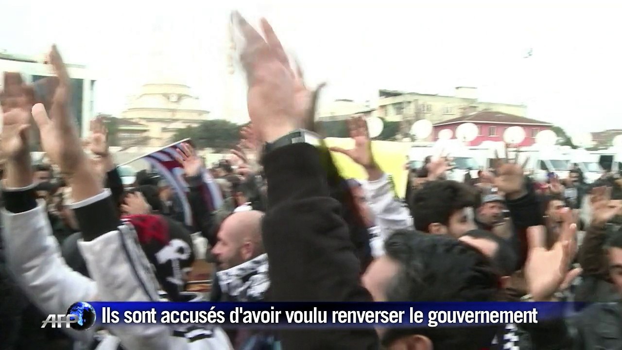 Fronde de 2013 en Turquie: procès de supporters de foot