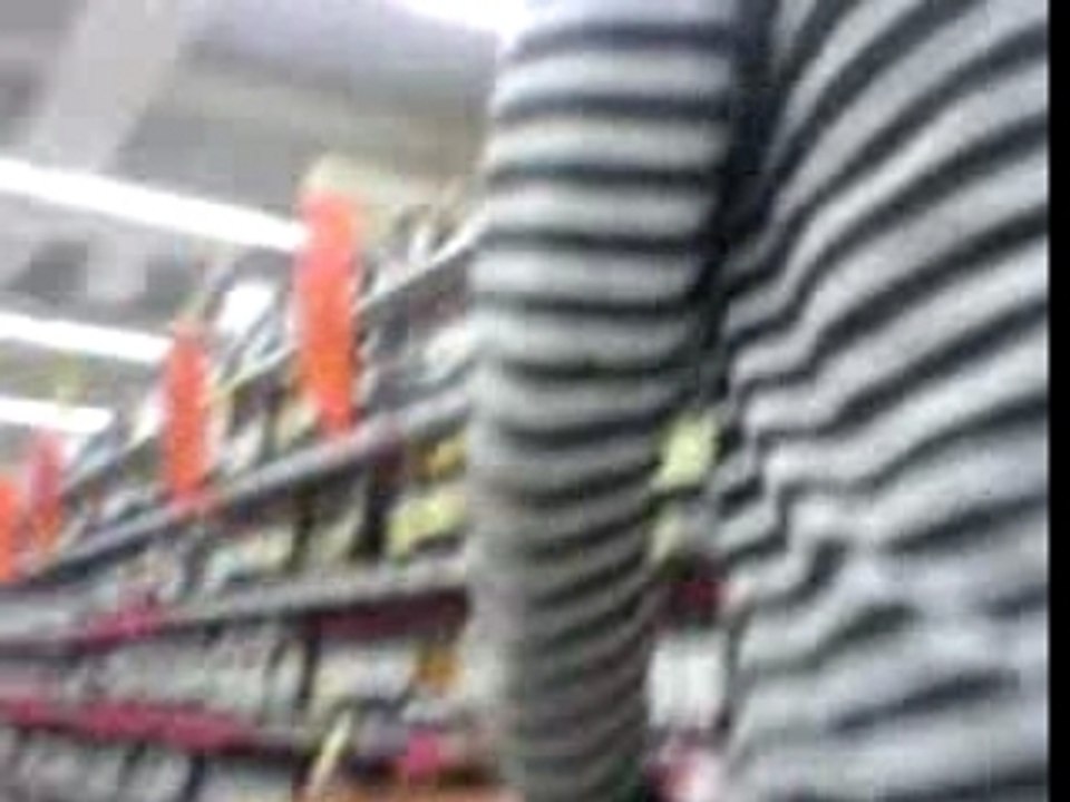 bordel dans centre comercial