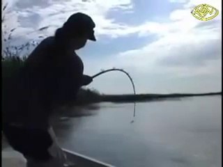 This is a biggest catfish the man ever catched