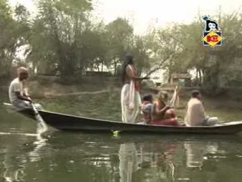 Bengali Bhajan Kirtan | Guruchander Ami Tomay Kichu | Pashupati Biswas | Krishna Music