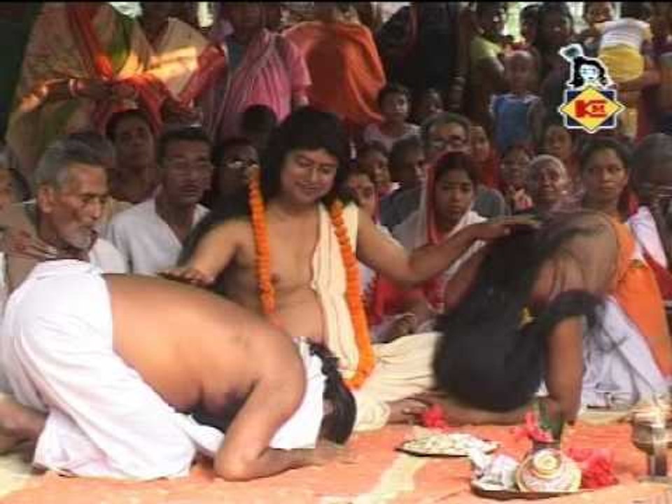 Bengali Devotional Songs | Aparup Ek Manush Elo Bhai | Bengali Bhajan | Krishna Music