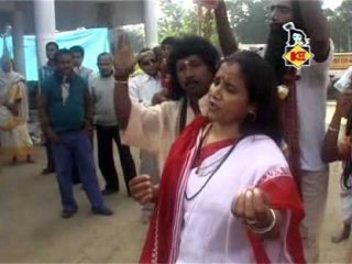 Bangla Kirtan | Chalo Re Bhai Dole Dole | Orakandi Thakurbari | Krishna Music