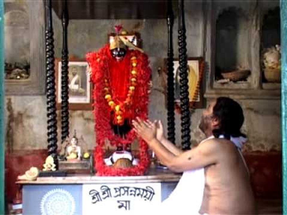 Popular Shyama Sangeet | Shyma Maa Ki Amar Kalo | Bengali Devotional Songs