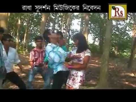 Bengali Modern Folk Songs | Gacher Narkel Sukay Gachete | Madan Mohan Songs