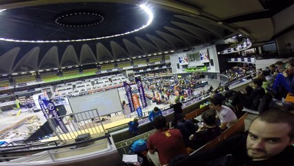 HALL DES SPORTS LYON LORS DE LA RÉCEPTION DOSSARD SAINTELYON