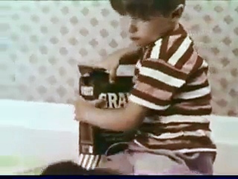 VINTAGE GRAVY TRAIN DOG FOOD COMMERCIAL WITH A PERFECT VOICE FOR THE DOG video Dailymotion