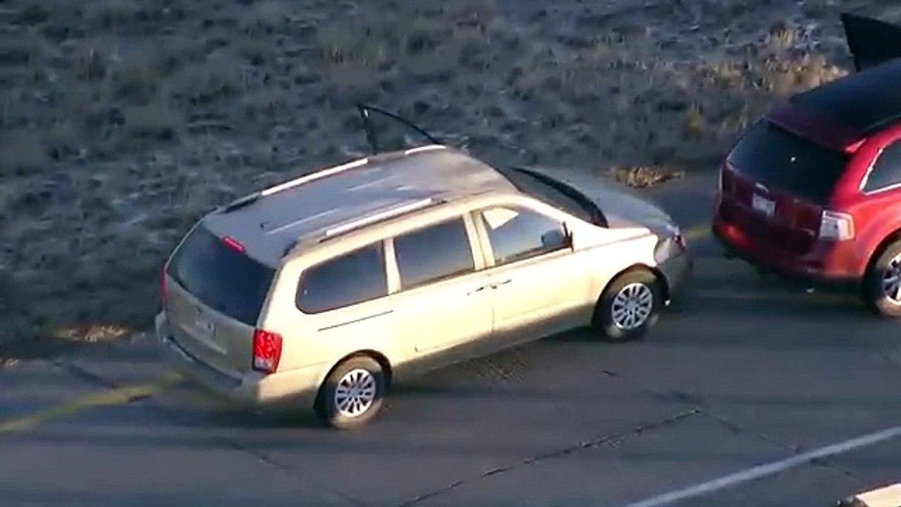 Carjacking during police chase