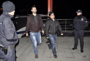 Gözaltındaki 16 Kişi Sağlık Kontrolünden Geçirildi