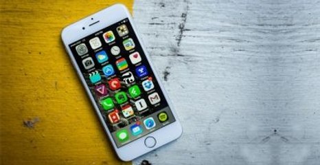 Rusya'daki Kriz Nedeniyle Gemiyi İlk Apple Terk Etti