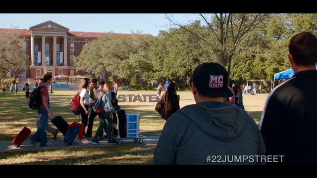 22 Jump Street - Going to College!