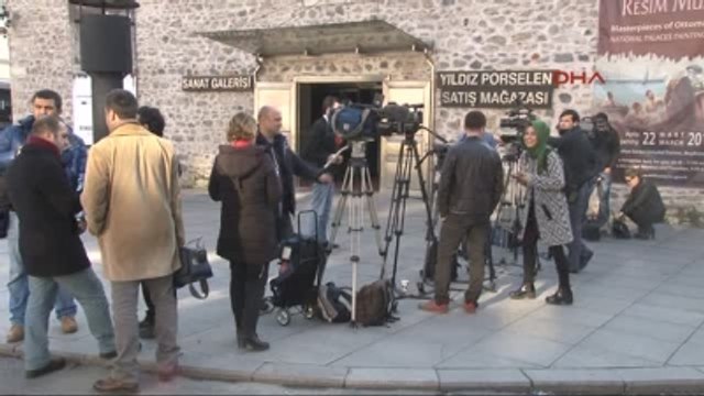 Davutoğlu Cuma Namazını Yahya Efendi Camii'nde Kıldı