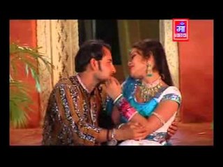 Banadi Ho Gai Fashiondar - Thukar Thukar Kai Dekh Chanda