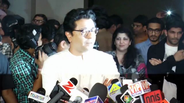 Aamir Khan watches 'PK' with Sachin Tendulkar & Raj Thackeray