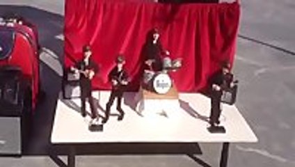 Amazing Beatles Street Puppets