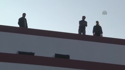 Paralarını Alamadığını İddia Eden İşçilerden Eylem