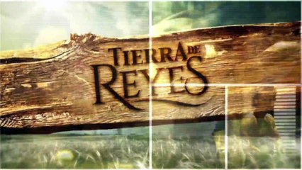 Las mejores escenas de los actores de de Tierra de Reyes sin camisa