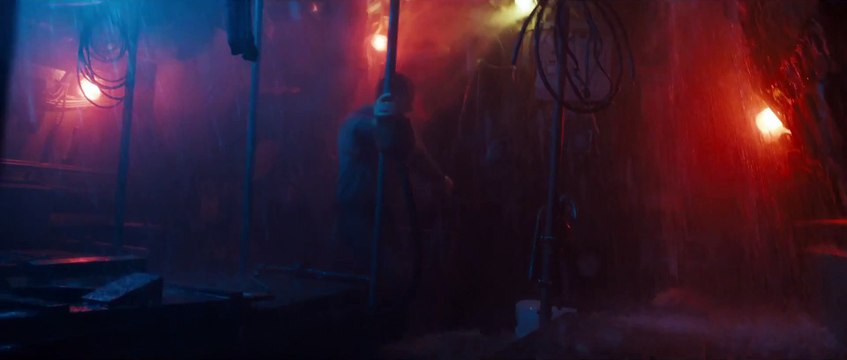 Black Sea - Hold Tight Clip (Universal Pictures) HD