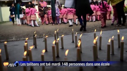 Des écoliers indiens rendent hommage aux victimes de Peshawar
