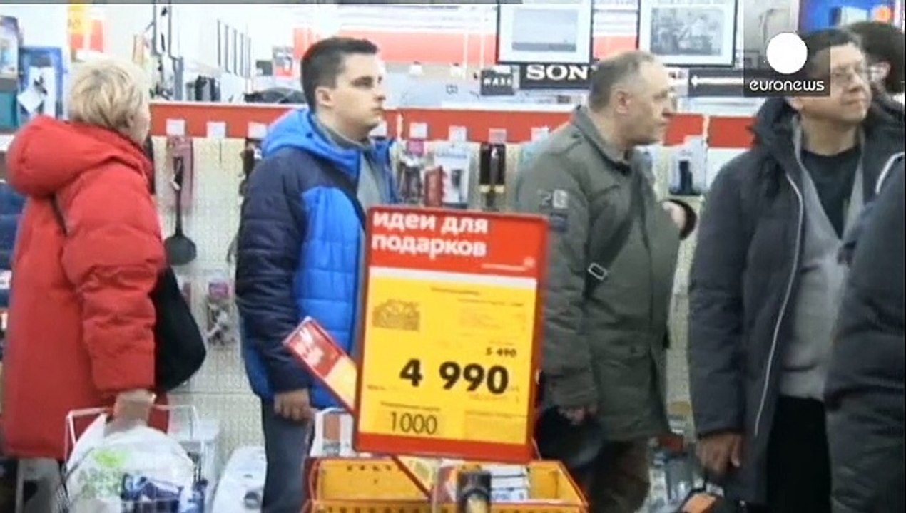 Rubelkurs etwas stabiler - Kaufkraftverlust löst Kaufrausch in Russland aus