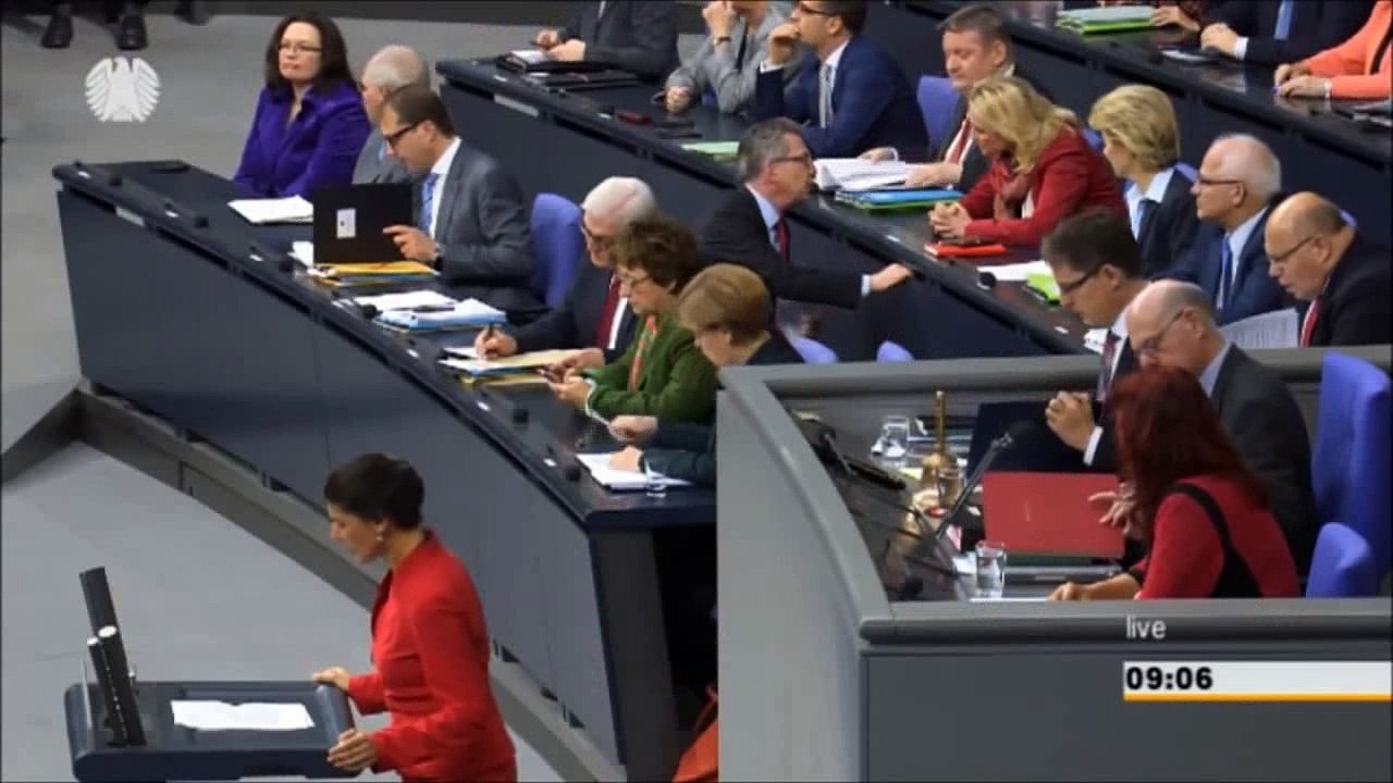 Une députée allemande accuse Merkel de servir les intérêts des USA au détriment des citoyens