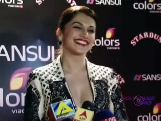 Download Video: Bollywood Celebs at The Red Carpet of Stardust Awards 2014 - By BollywoodFlashy