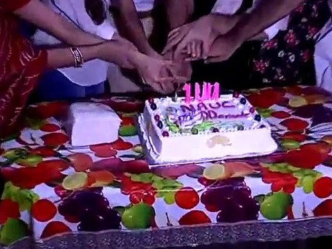 Cake Cutting and Celebration of 100 episode on Star Plus Tv Serial - Nisha Aur Uske Cousins - By BollywoodFlashy