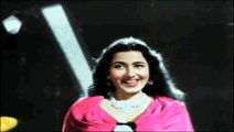 Madhubala in colour  song clip....... Kal Hamara Hai