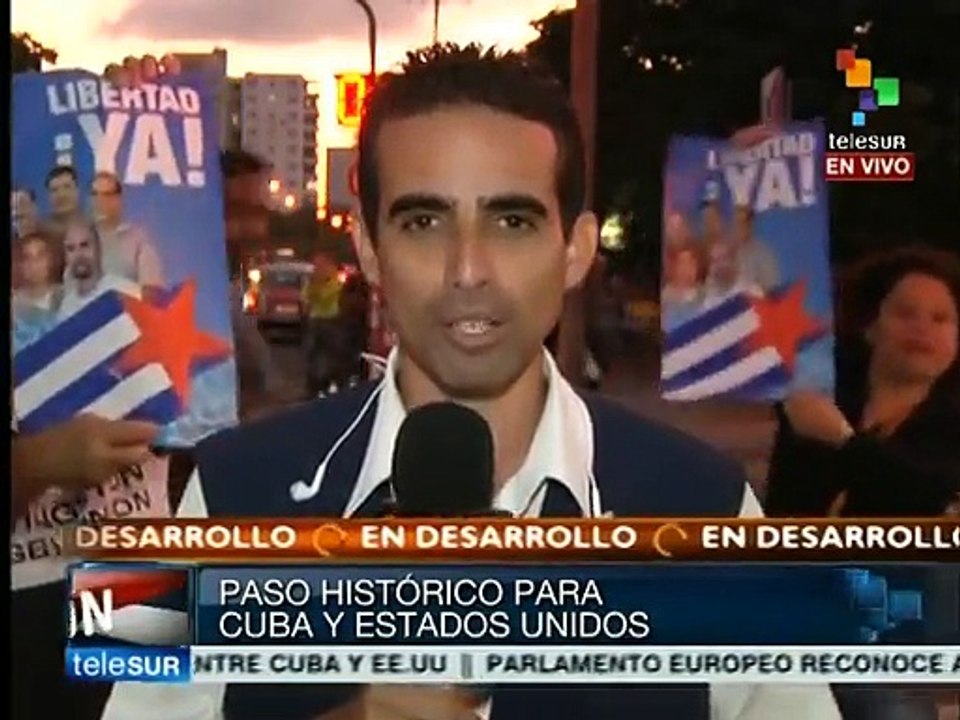 Pueblo cubano celebra restablecimiento de relaciones Cuba-EE.UU.