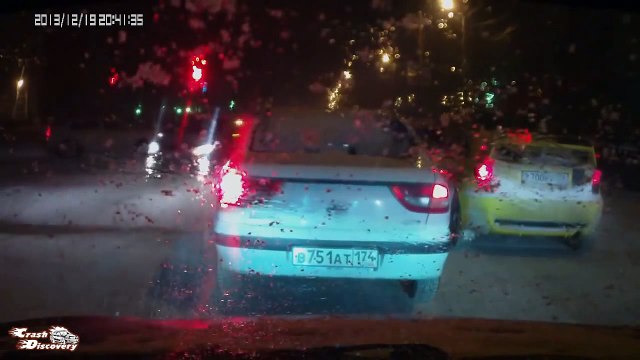 CRAZY Truck Crashes, Truck Accidents compilation 2014 - Winter Edition